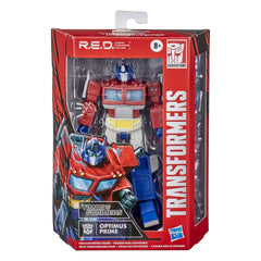 Transformers R.E.D. kibble-free design emphasizes clean robot mode