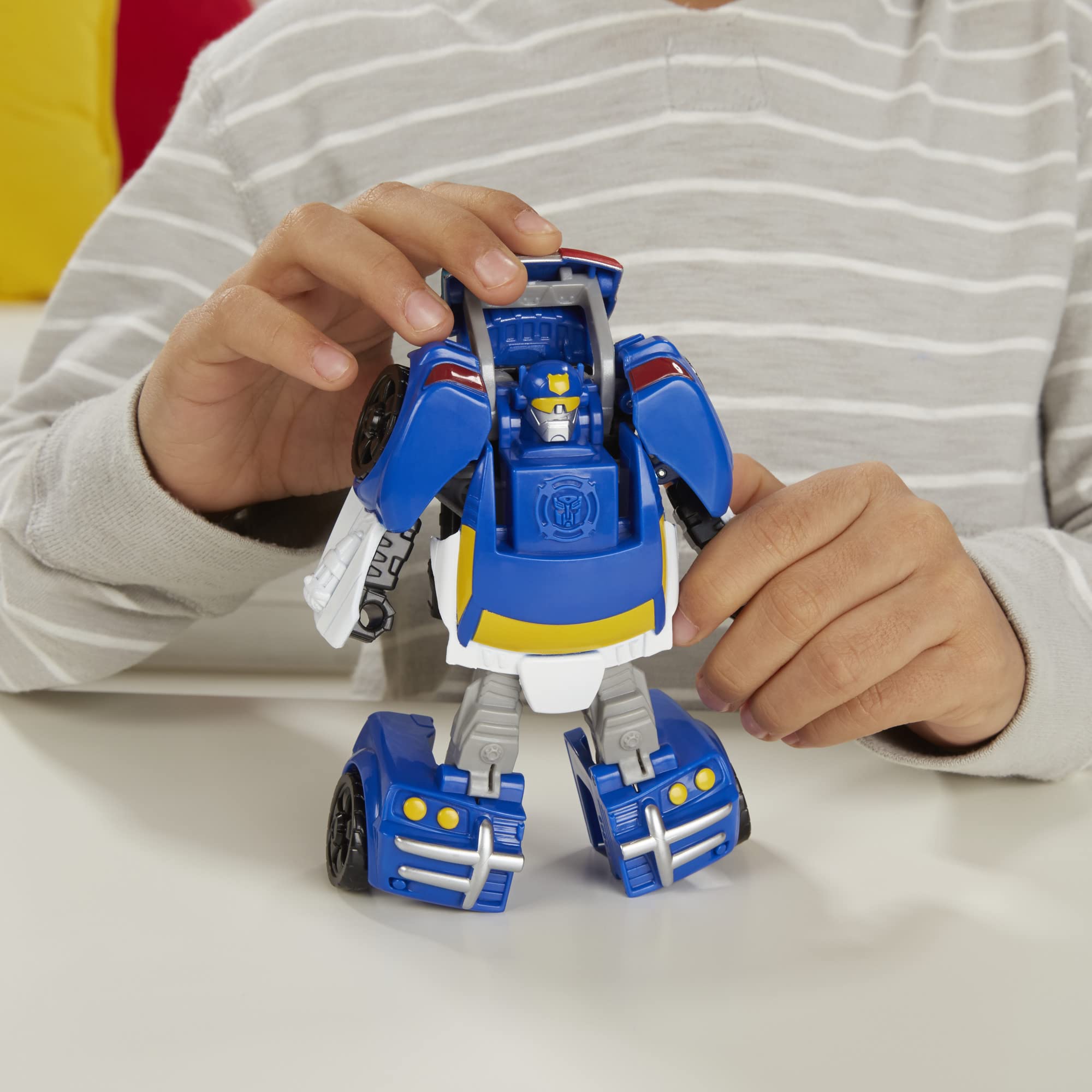Transformers Rescue Bots one-step conversion speeds transitions between modes.