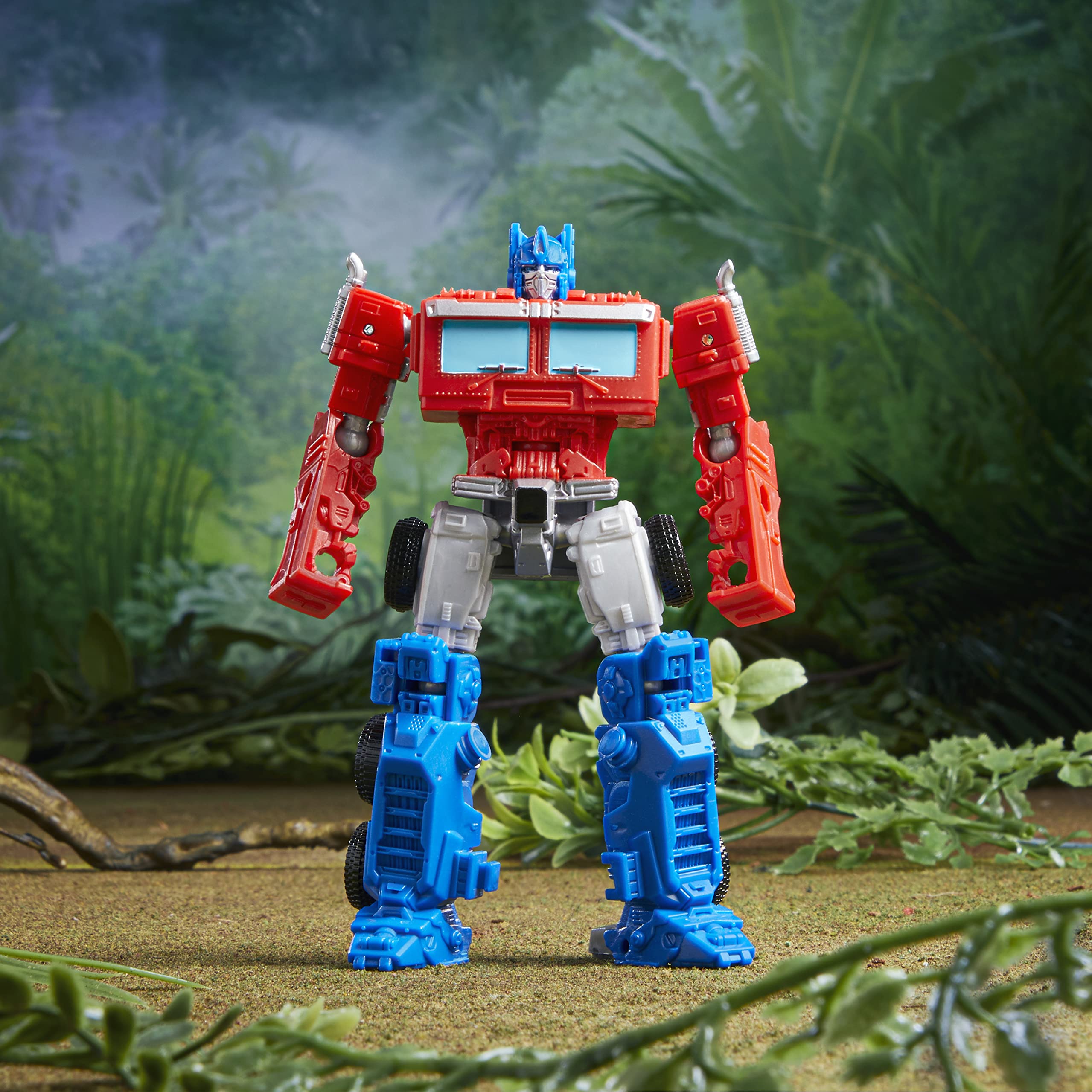 Transformers Rise of the Beasts Chainclaw wolf figure for imaginative battles
