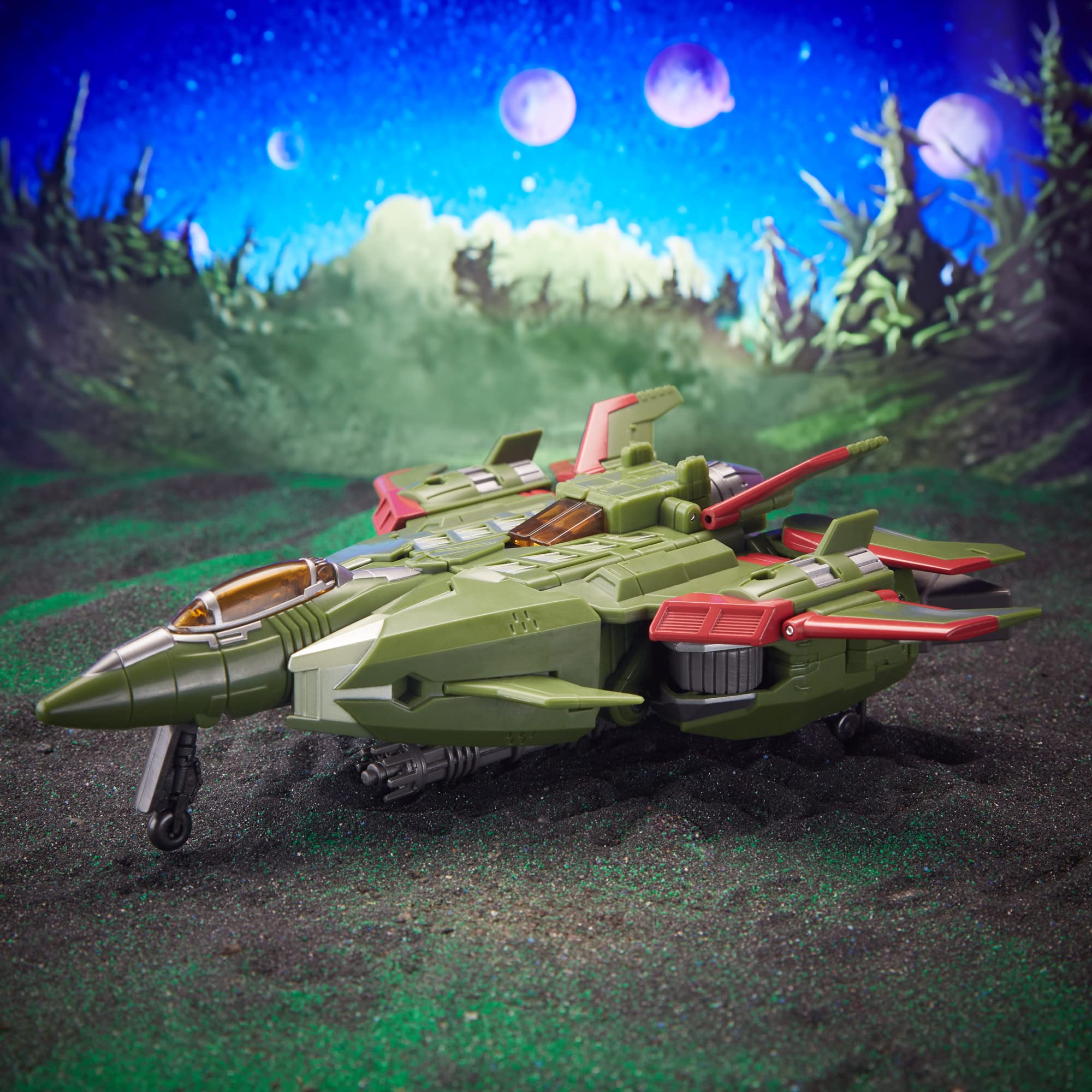 Skyquake jet-top attachment connects with other figures for extended battles.