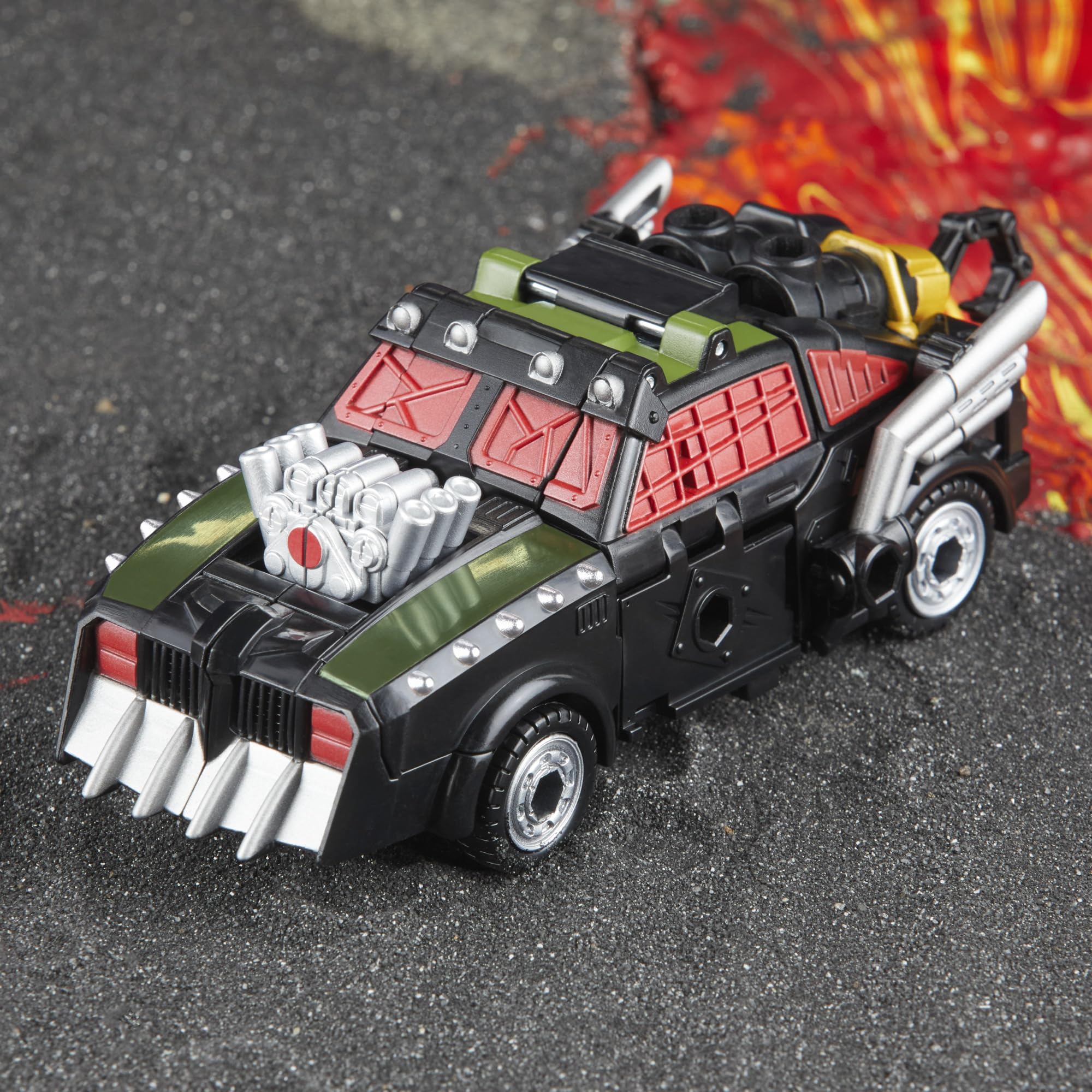 Detachable accessories enhance play and display for Star Raider Lockdown.