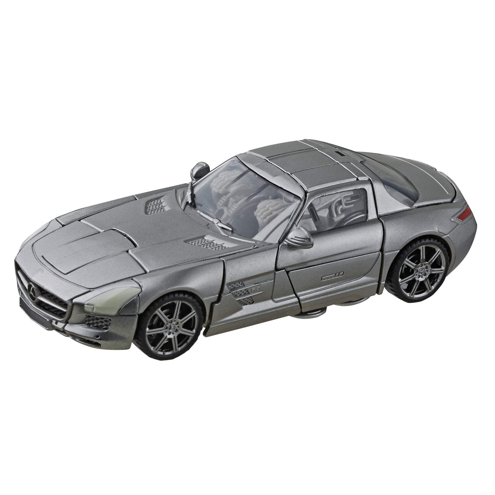 Laserbeak accessory attaches to Soundwave arm for authentic look
