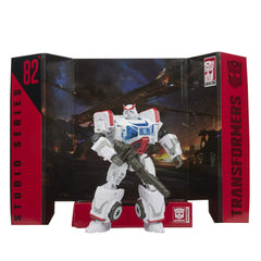 Transformers Studio Series 82 Autobot Ratchet with heavy blaster for action poses.