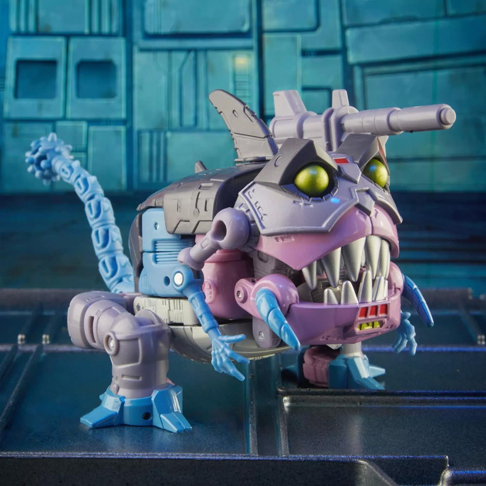 Transformers Gnaw posed beside other figures for dramatic dioramas