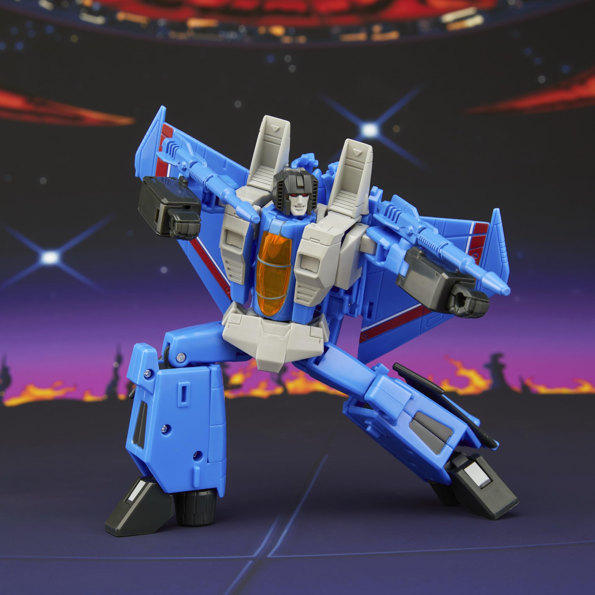 Thundercracker converts in 27 steps between robot and jet forms for transformation fun.