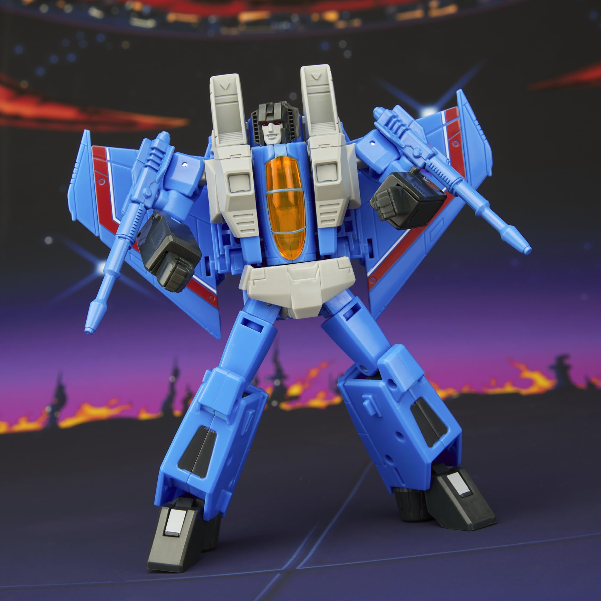 Arm blaster accessories attach in both modes for versatile battle setups.
