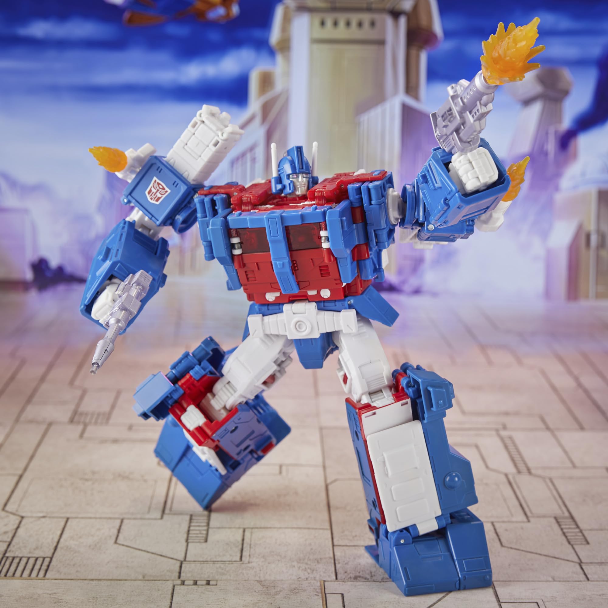 Ultra Magnus with four blasters for action poses