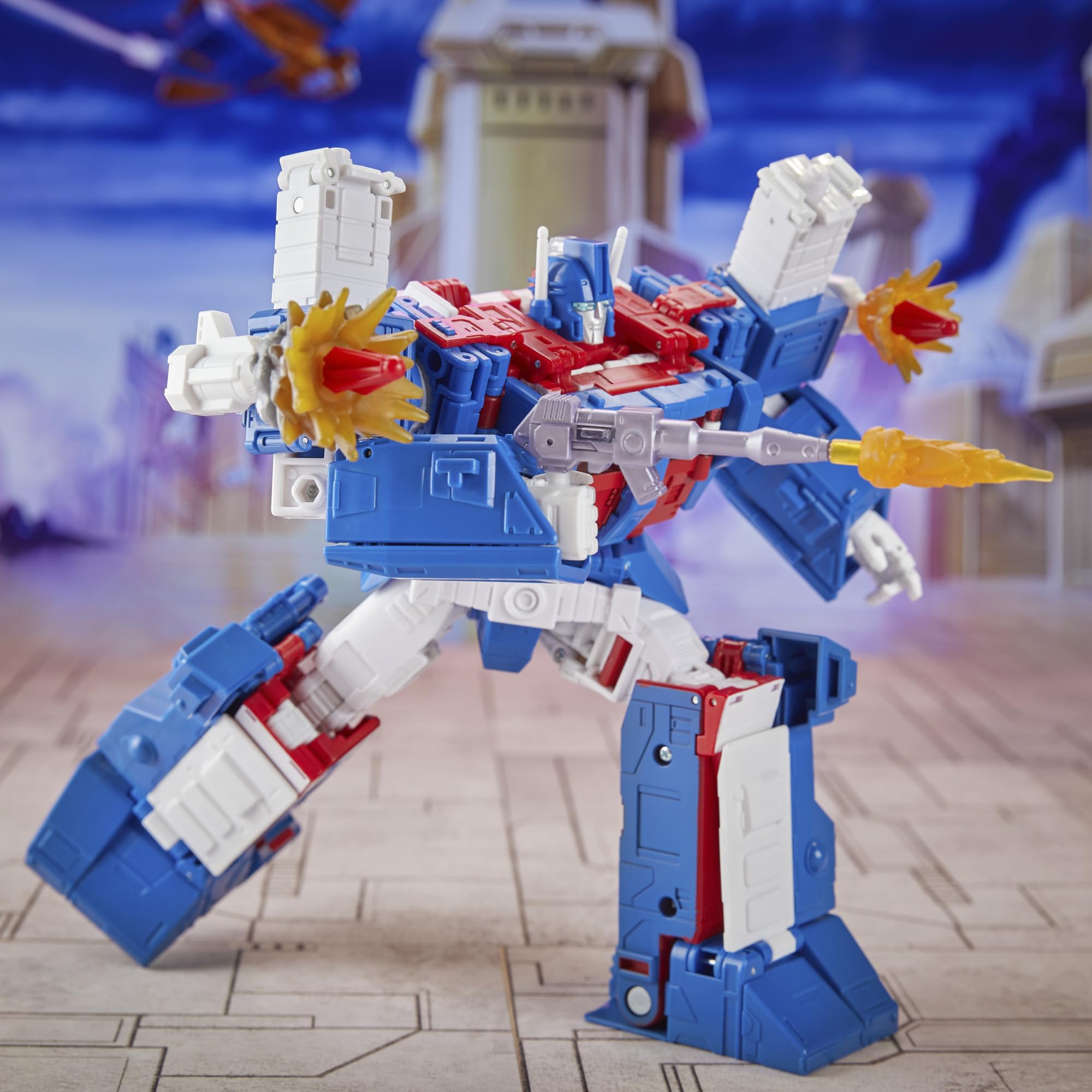 Matrix of Leadership fits inside Ultra Magnus's chest