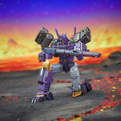 Transformers Tarn articulated arms for varied battle stances.