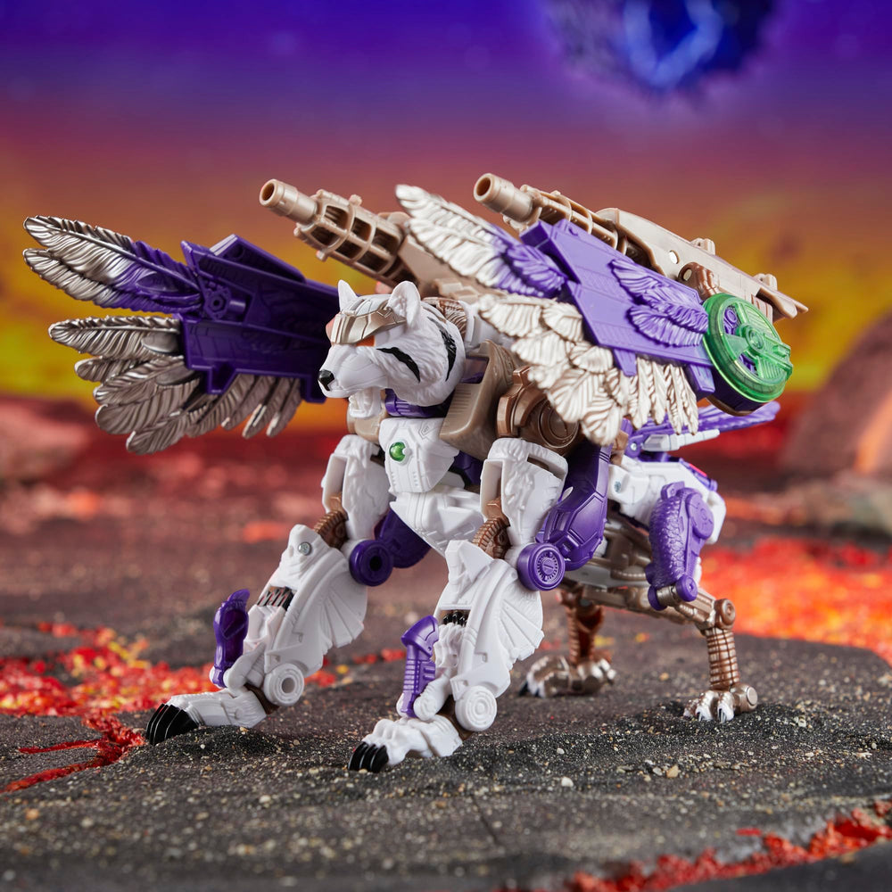 Transformers Tigerhawk articulated head, arms, and legs enable dynamic action poses.