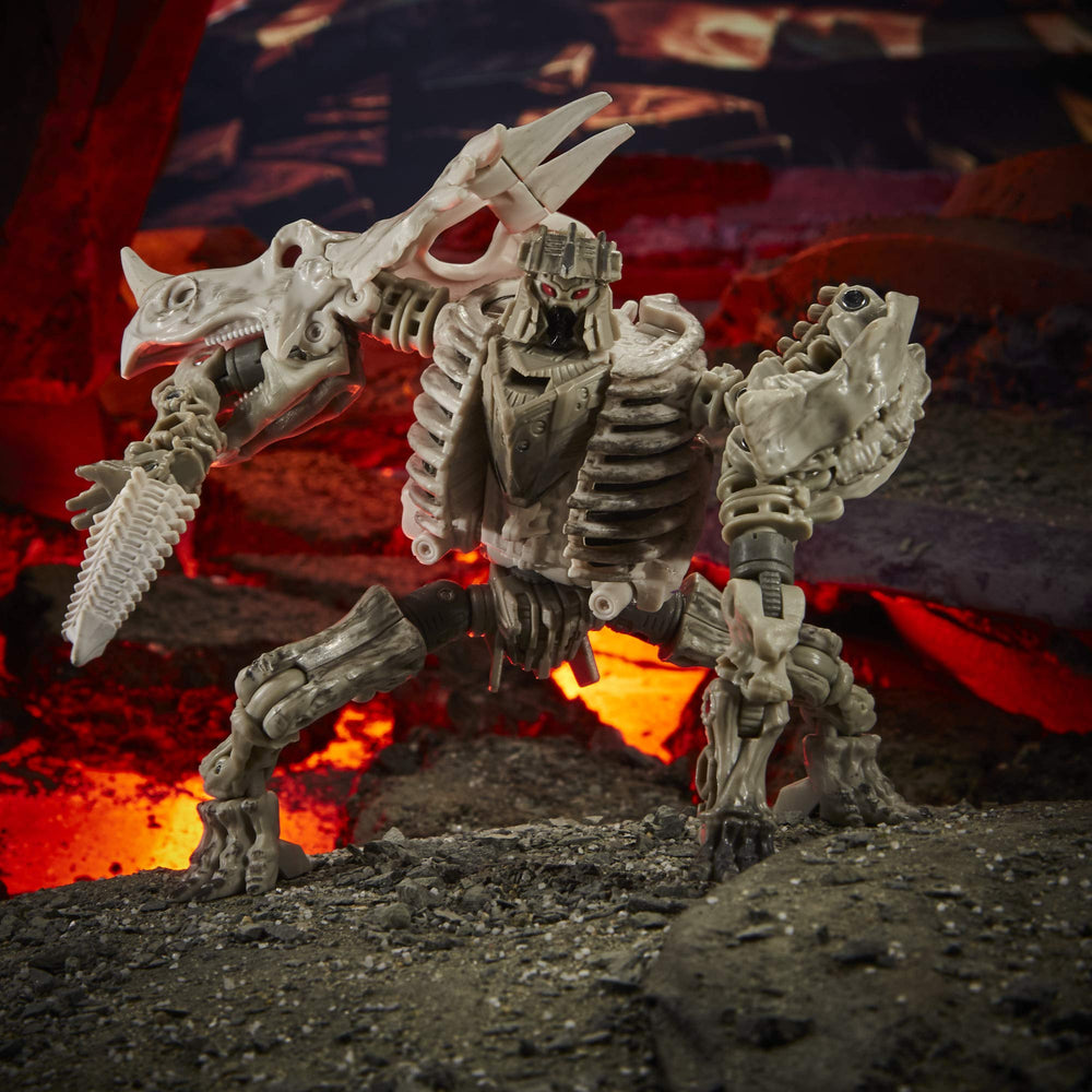 Kingdom battle pose featuring Ractonite among allied figures