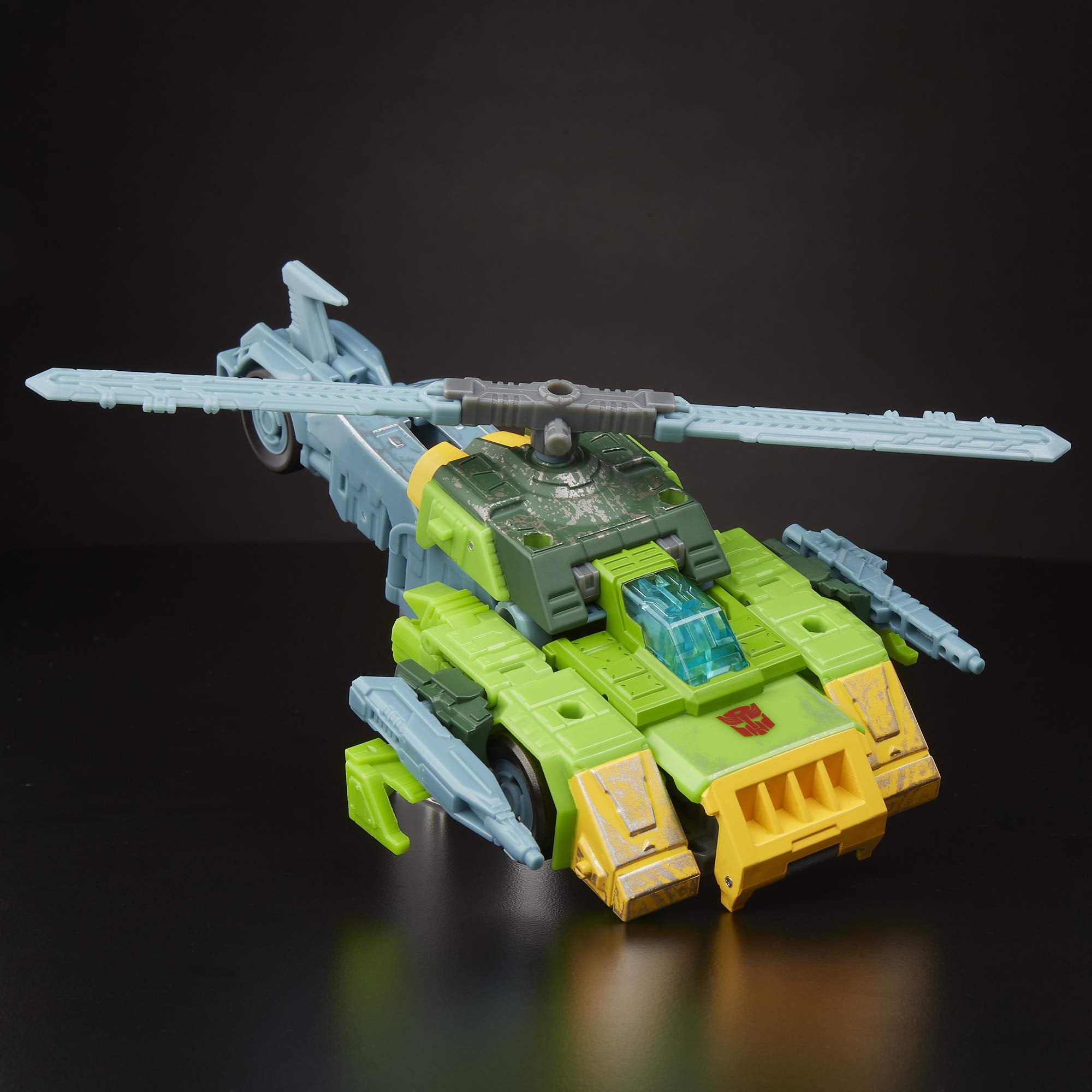 Autobot Springer ports-config image demonstrates multiple weapon configurations for versatile play.