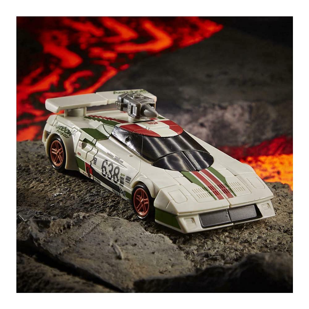 Transformers Wheeljack Fossilizer in action for beastify customization.