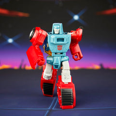 Transformers Windcharger blaster accessory attachment enhances action scenes.