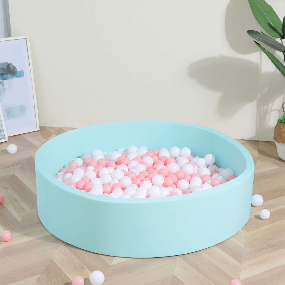 TRENDBOX dimension 130x30 cm label indicating ample room for multiple children