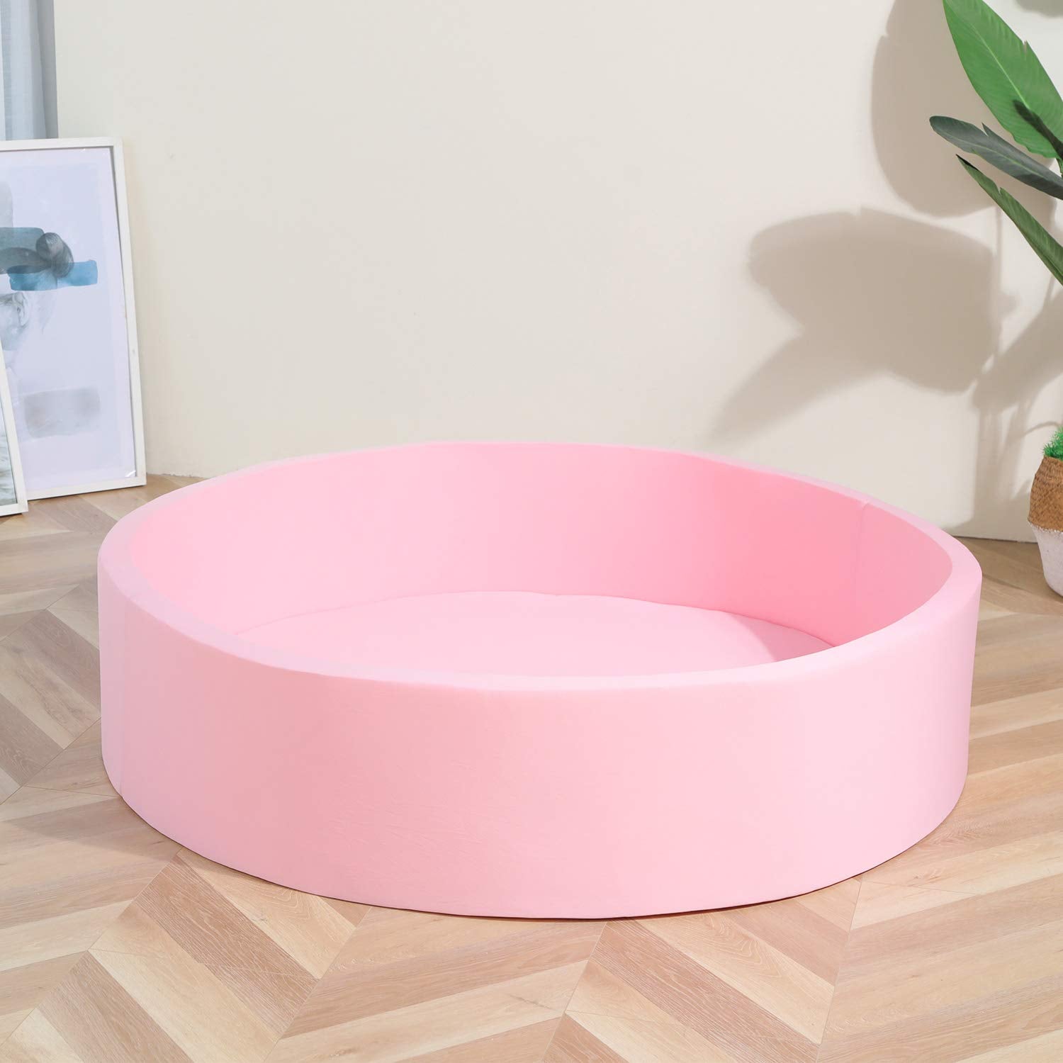 Trendbox foam pit close-up shows comfortable material