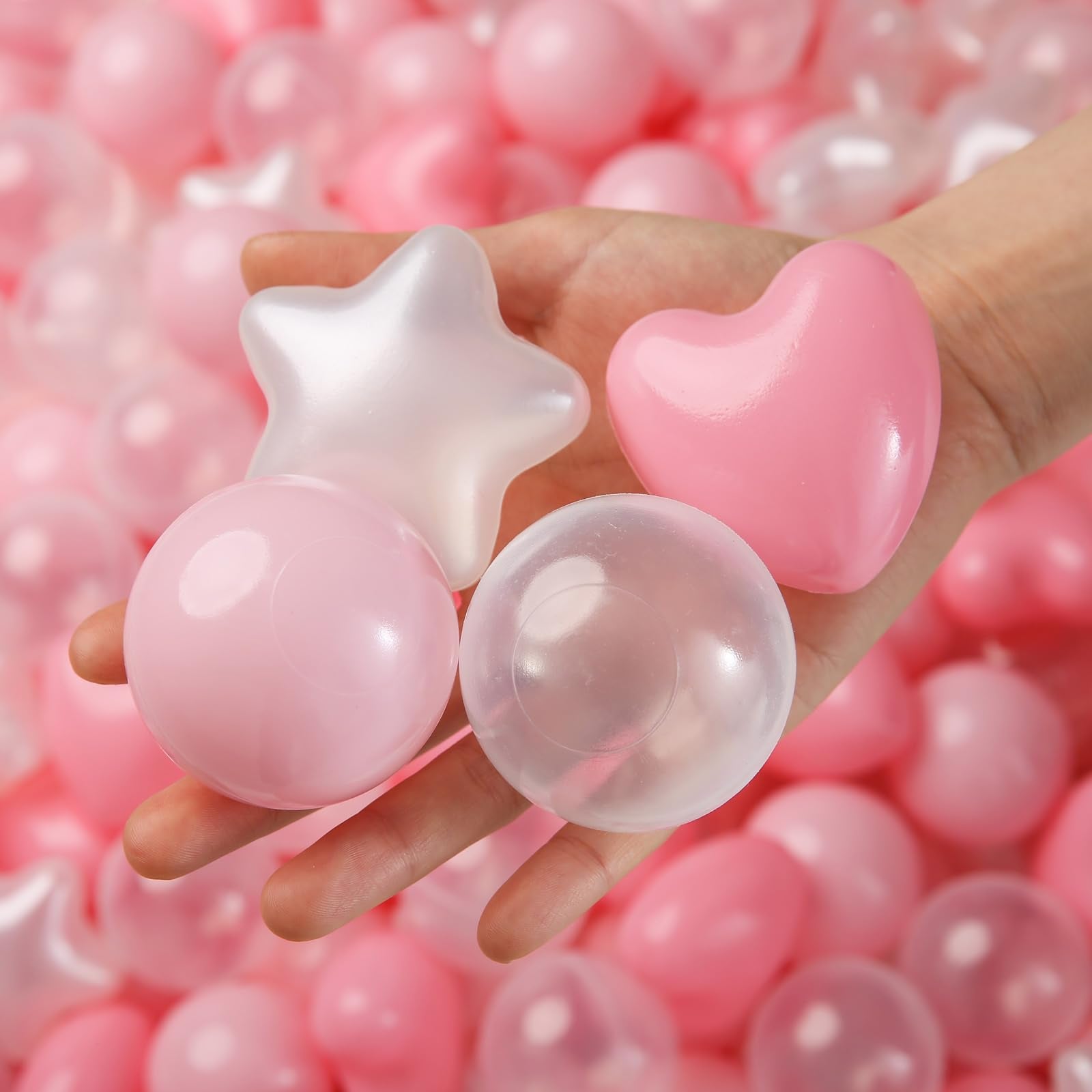 TRENDPLAY Hearts balls add friendly, colorful elements for cooperative pretend play.