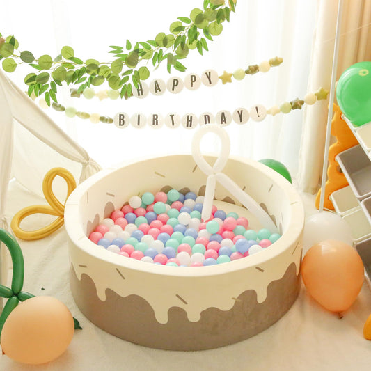 TRENDPLAY blue ballpit balls in a pack ideal for lively sensory play.