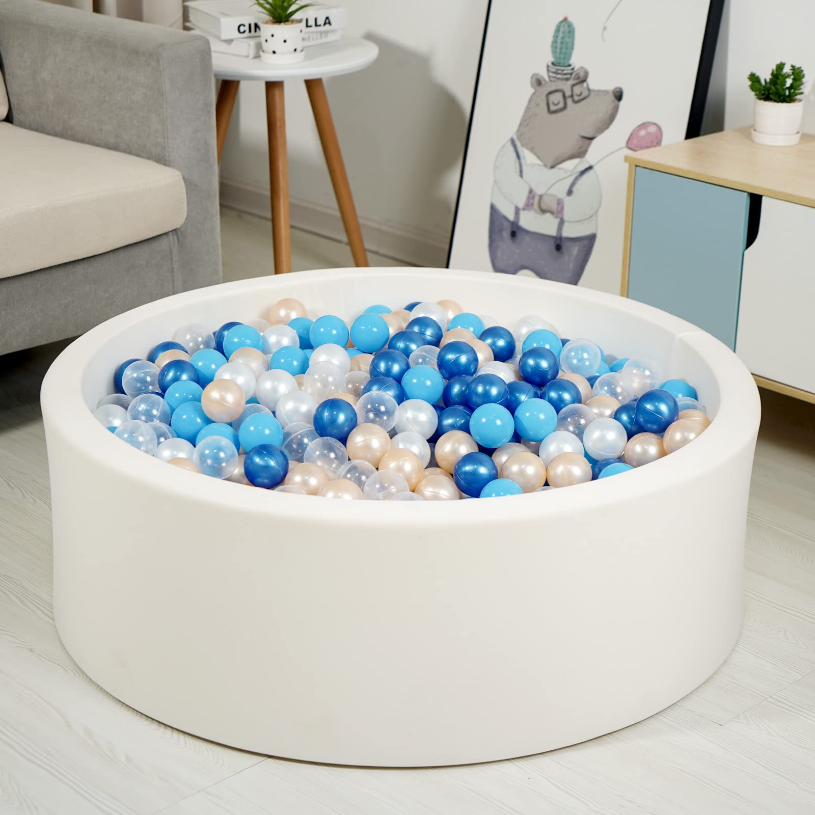 TrendPlay gold balls add sparkle to party decorations and kiddie pools.