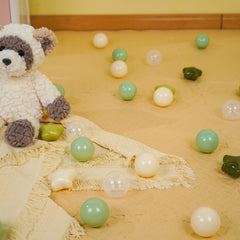 TRENDPLAY Heart Ball Pit Balls 500 promote gentle sorting in colorful play.