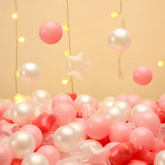 TRENDPLAY 500-piece set ideal for birthday celebrations and festive decorations.