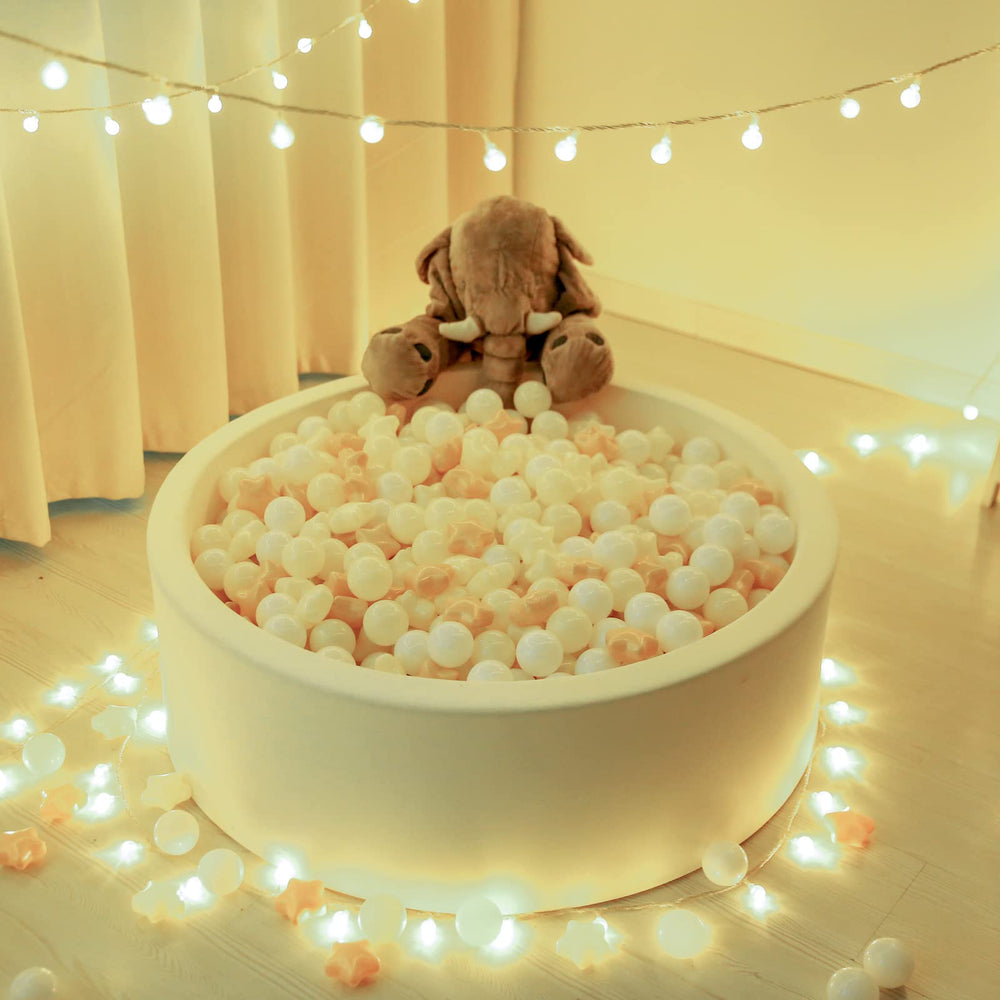 Non-toxic TRENDPLAY star balls free from BPA, PVC, and phthalates.