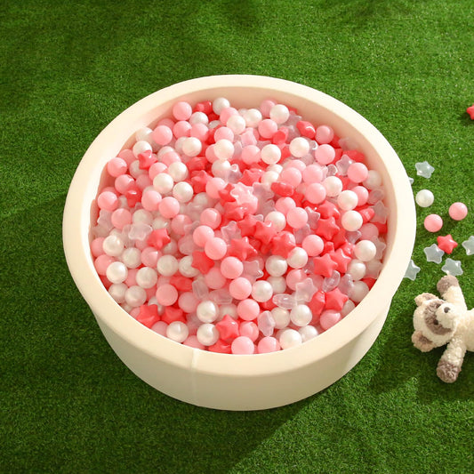 TRENDPLAY Pink star balls close-up show smooth, easy-to-grip surfaces for little hands.
