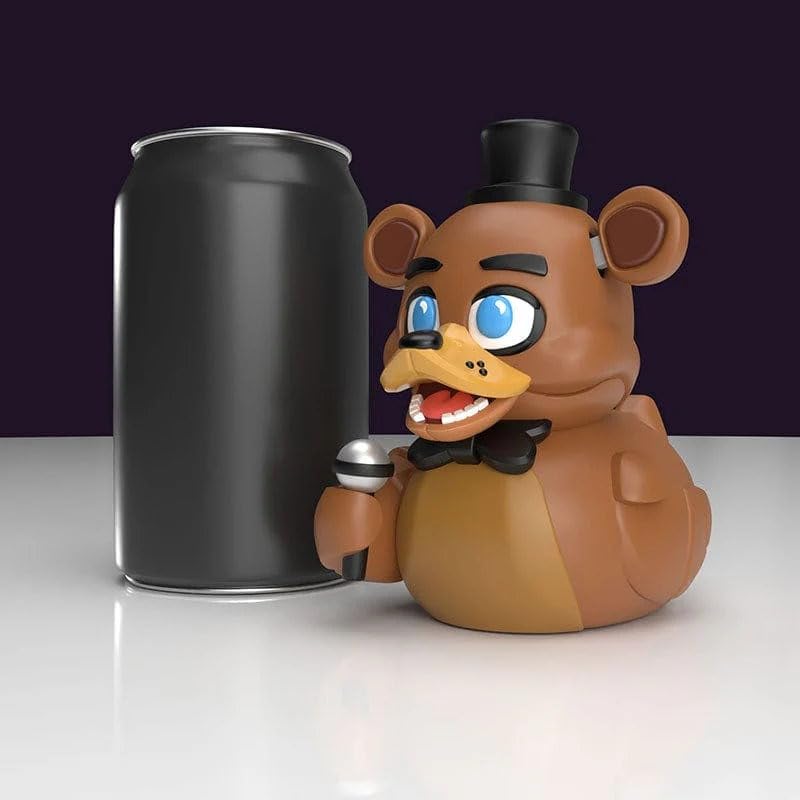 TUBBZ Boxed Edition packaging with FNAF logo supports display-ready presentation.