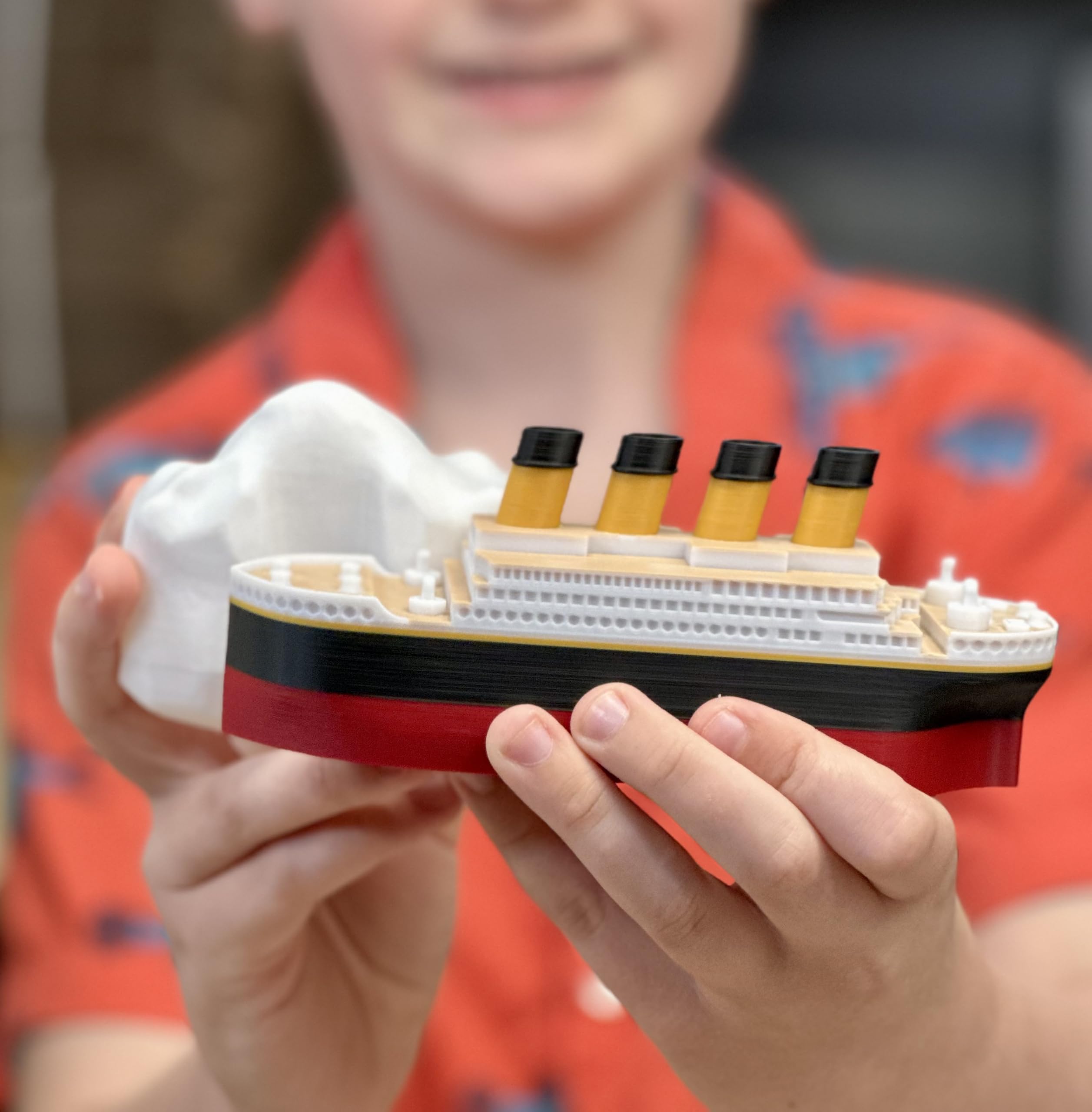 TUBTASTIC Titanic gift idea for kids and history fans.