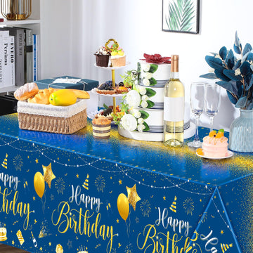 Tudomro blue-silver cover fits most rectangular tables at gatherings.