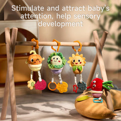 TUMAMA Kids hanging toy with crinkle and squeak for sensory play
