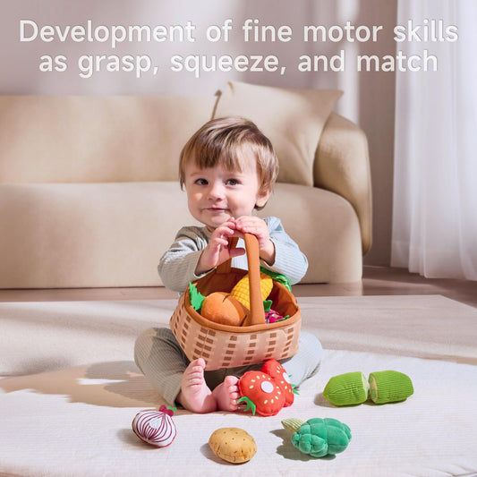 TUMAMA KIDS plush onion toy for soft, safe pretend play.