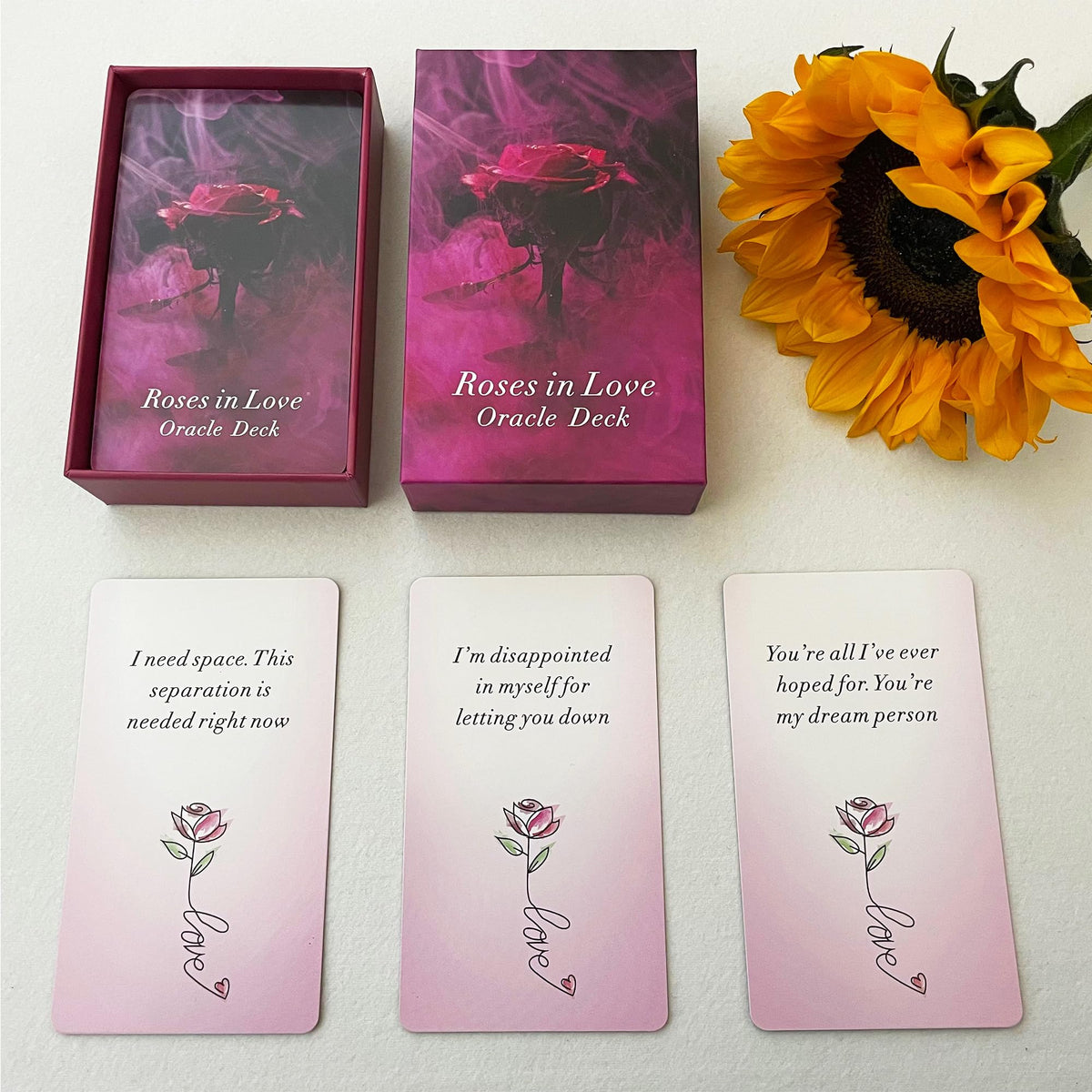 Tzxamsez Roses in Love deck box keeps cards secure for travel and storage