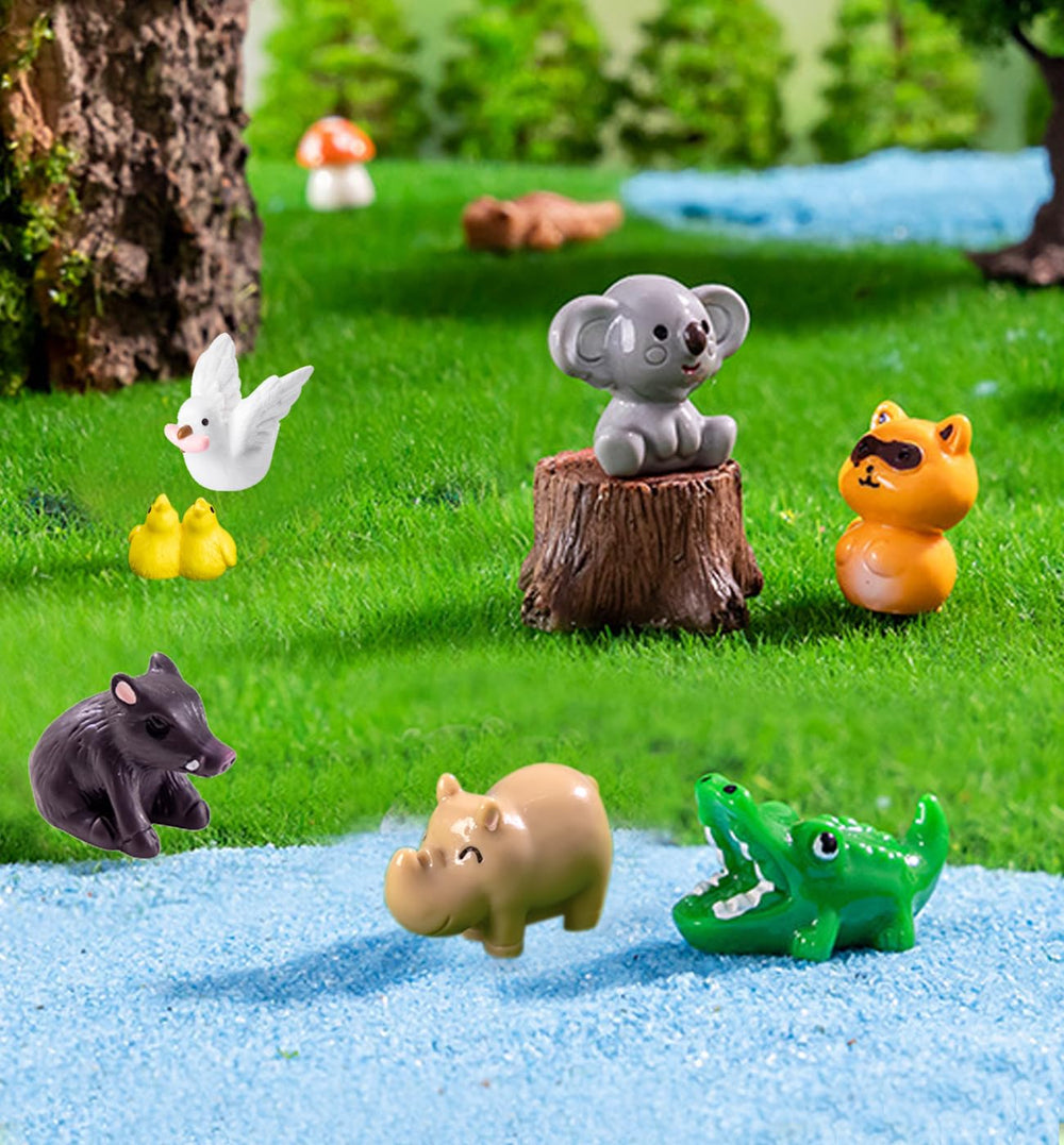 U-Zimikee Unicorn mini resin figurine adds whimsy to scenes.