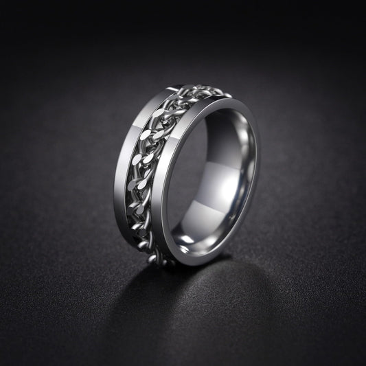 Udolfly fidget ring grooved edge detail and chain spinner.