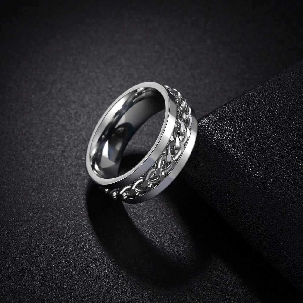 Udolfly fidget ring worn on finger to complement outfits.