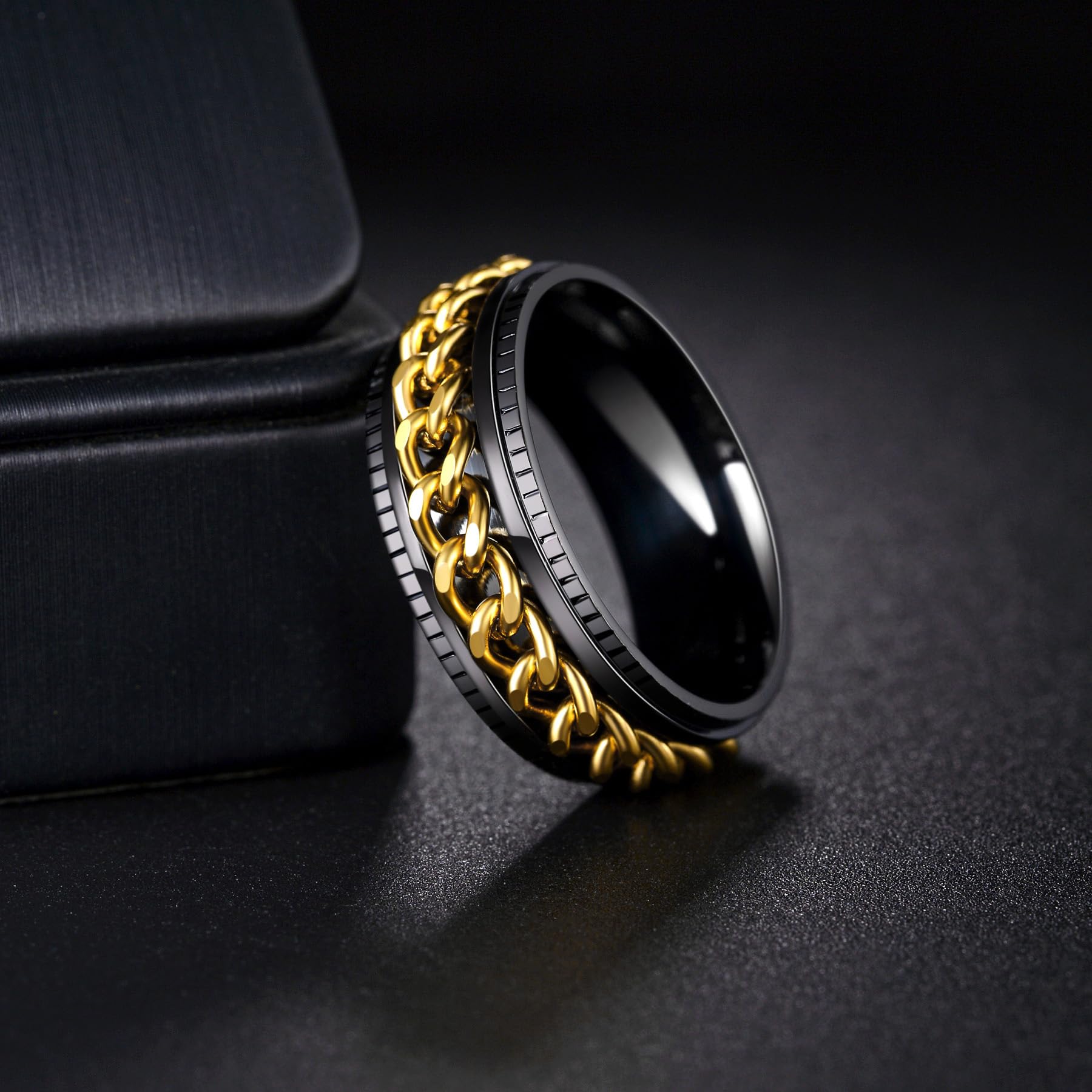 Udolfly ring with grooved edge design for masculine, stylish wear