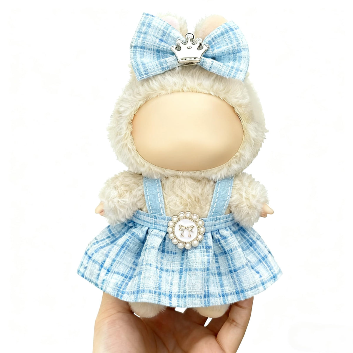 Ueuo Labubu 17cm doll dress for quick, stylish dress-up sessions.