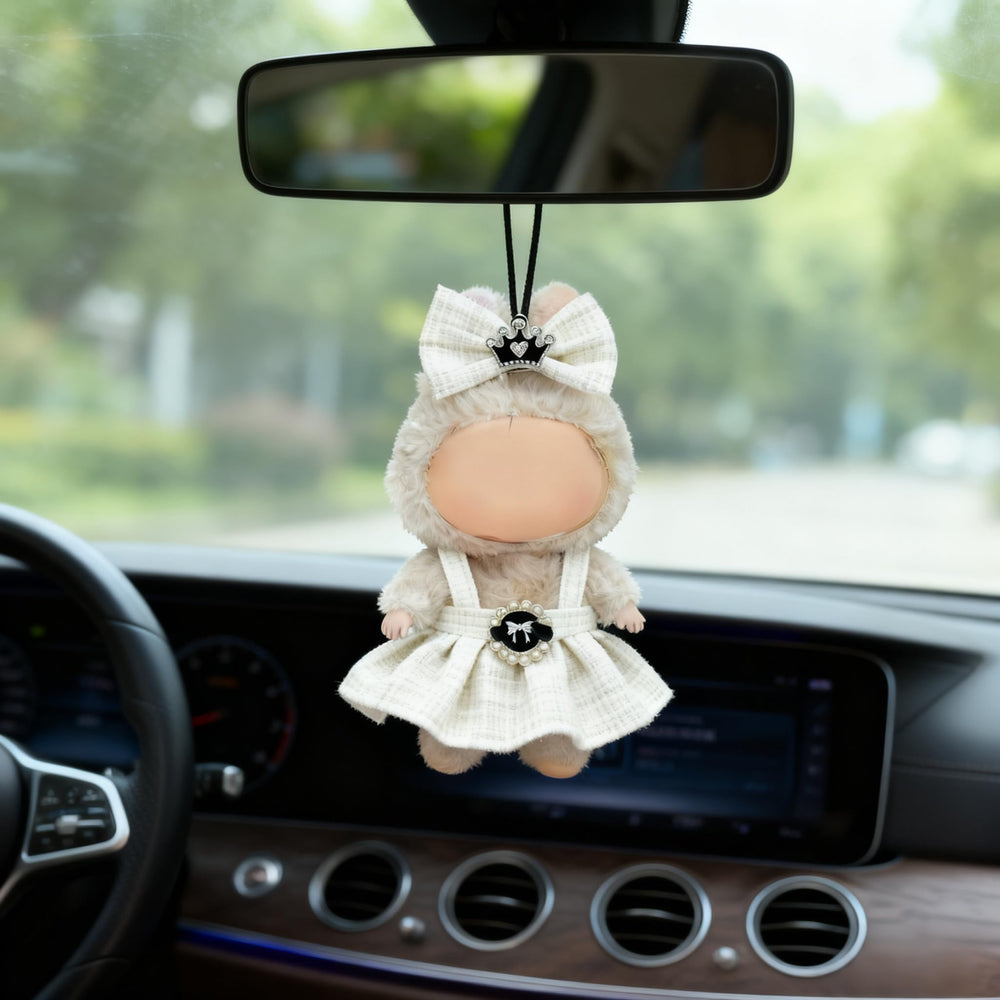 Ueuo LABUBU easy-dressing doll outfit supports quick outfit changes for scenes.