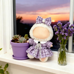 Ueuo Labubu hairpin set adds cute detailing for creative styling.