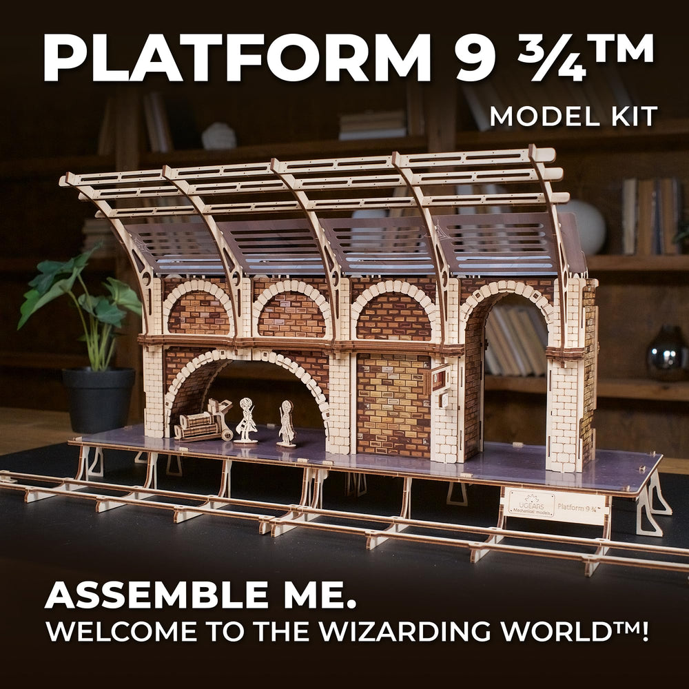 UGEARS Platform 9 ¾ figurines Harry and Ron ready for display
