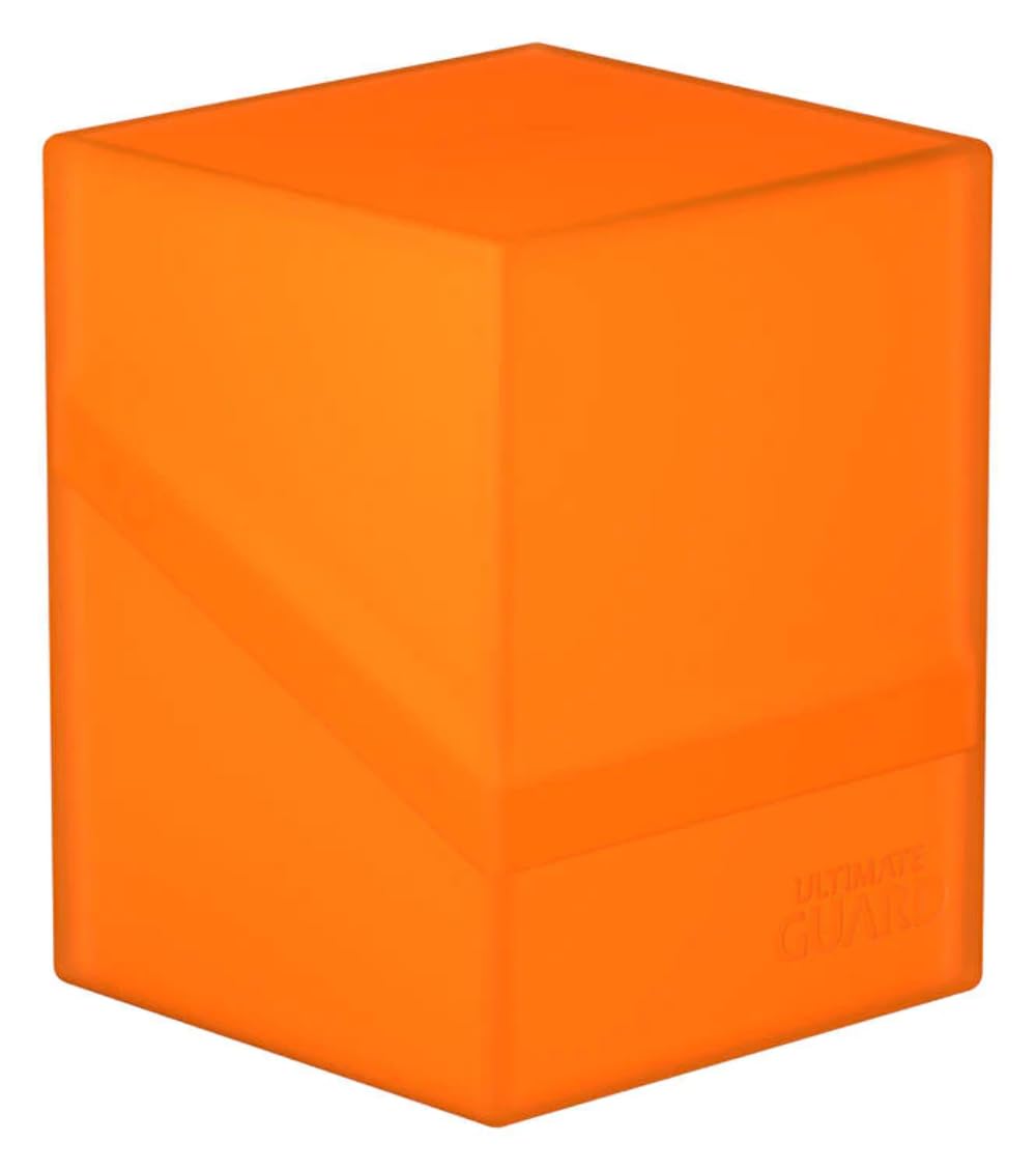 Ultimate Guard Boulder 100+ deck case Topaz closed, secure transport
