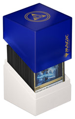 Ultimate Guard Boulder 100+ box soft-touch finish enhances grip and handling.
