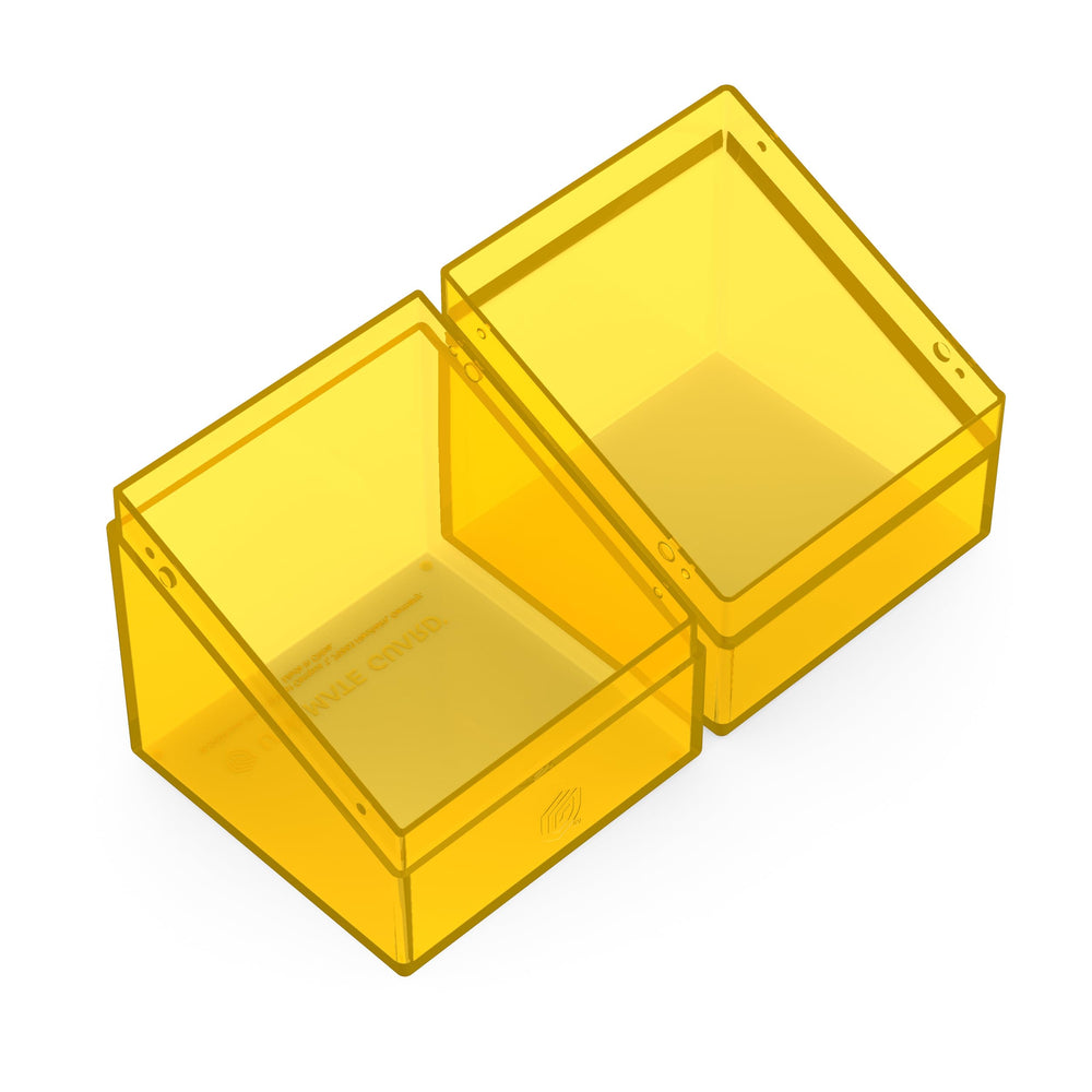 Ultimate Guard Boulder 100+ Clear Deck Case amber transparent lid for easy card checking.
