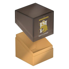 Ultimate Guard Boulder 100+ soft-touch surface for comfortable handling during play.