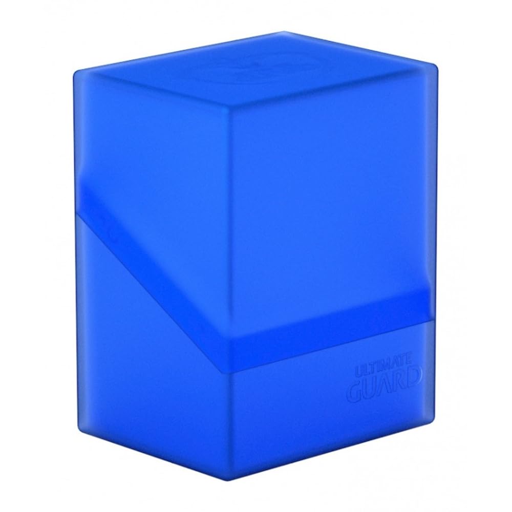 Ultimate Guard Boulder 80-plus Sapphire closed case for secure transport of double-sleeved cards.
