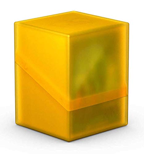 Ultimate Guard Boulder Modular Design allows stacking with other products for organized setups.