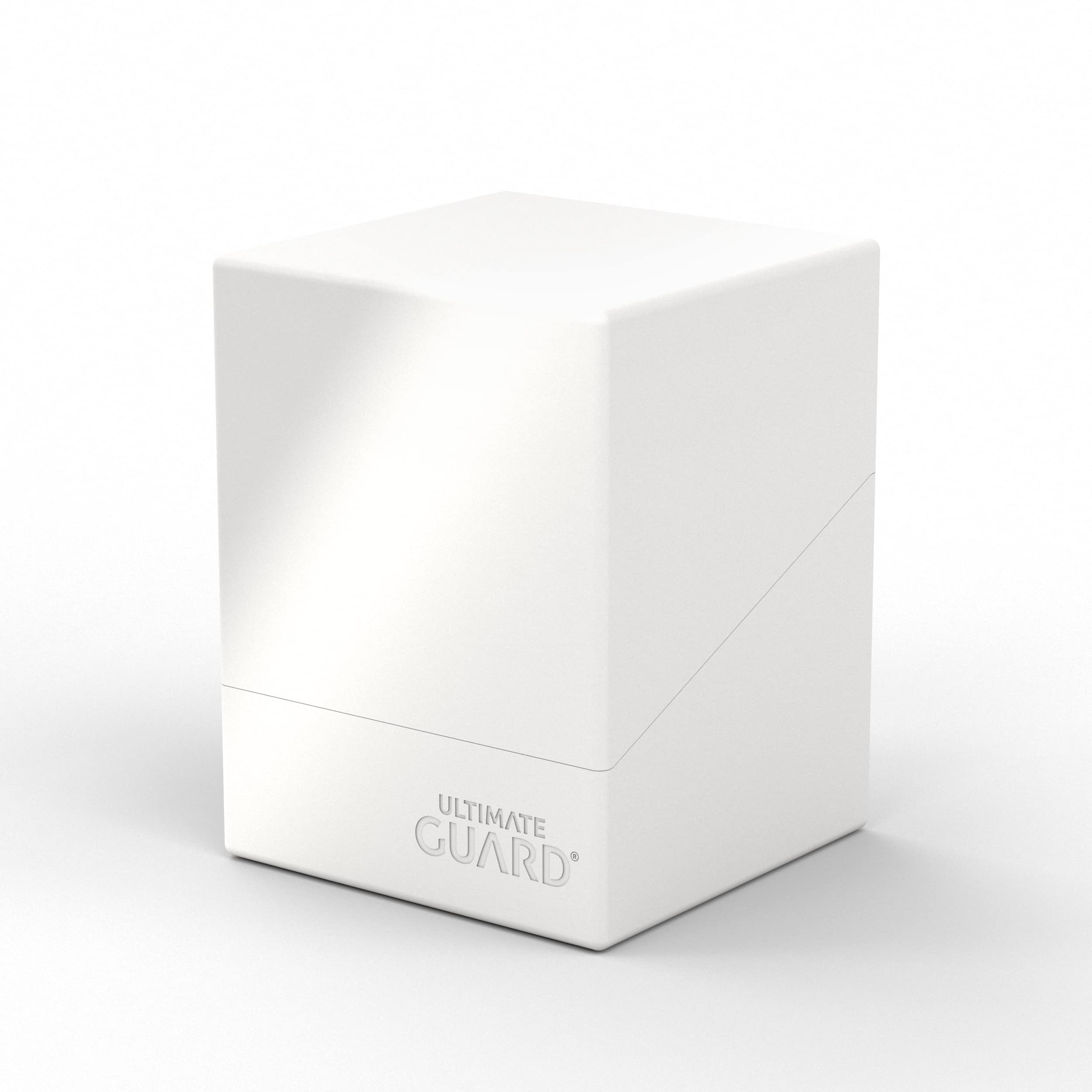 Ultimate Guard Boulder Solid 100+ deck case white sleeve-fit demonstration for standard cards