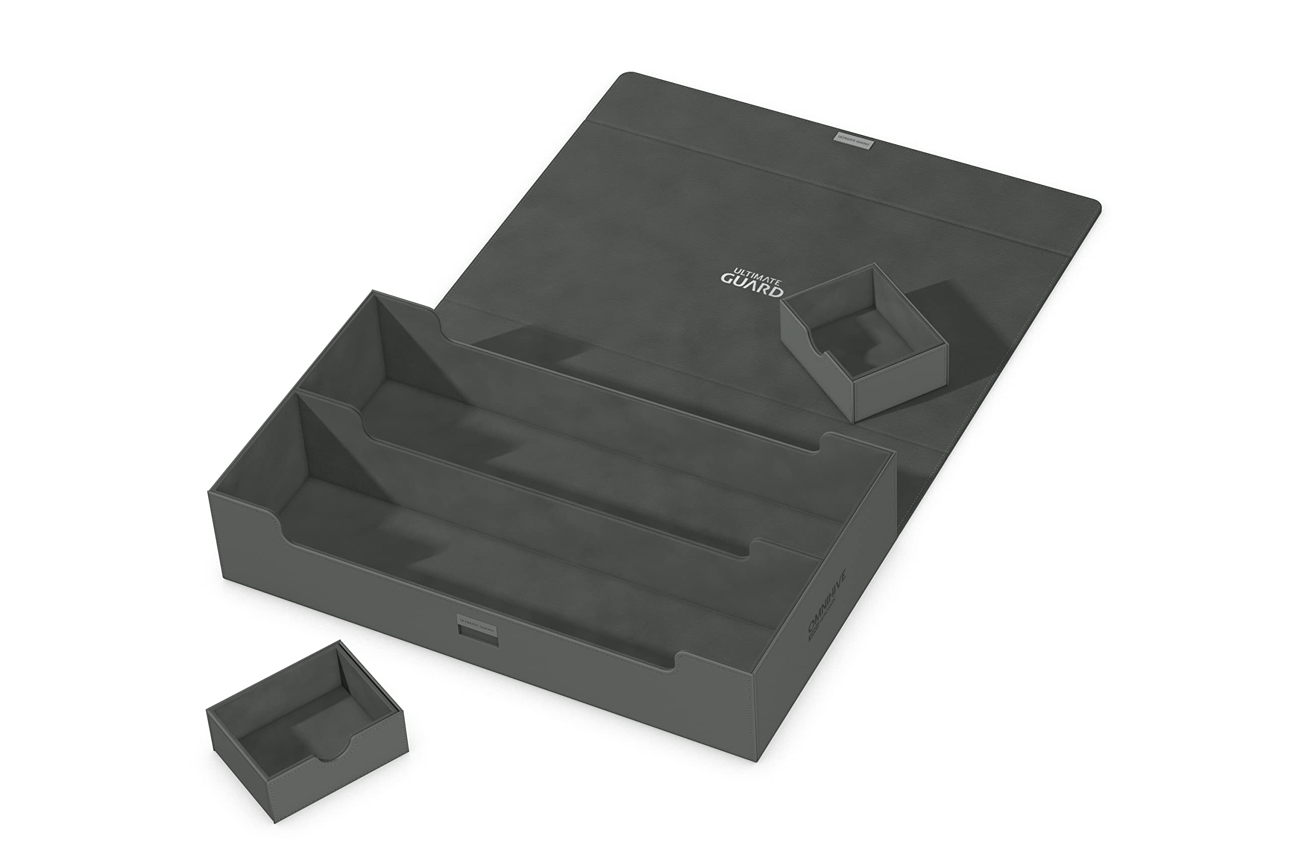 Removable inner lining keeps sleeves clean and cards pristine.