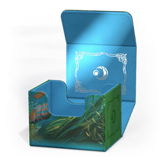 Ultimate Guard Sidewinder magnetic closure ensures secure, easy access.